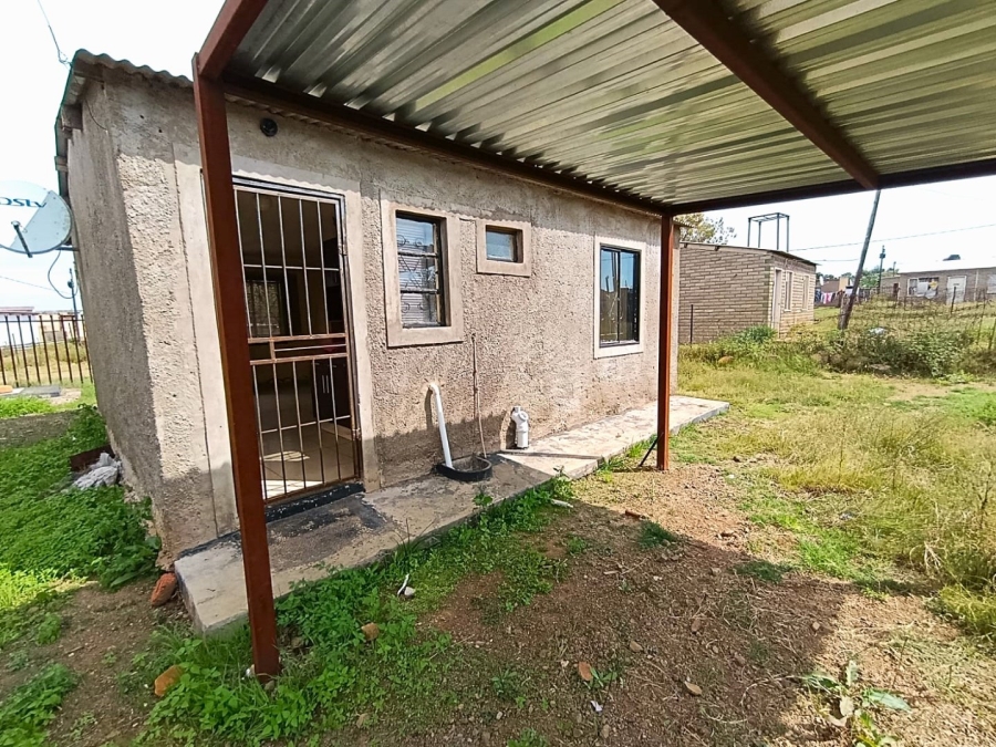 2 Bedroom Property for Sale in Rodenbeck Free State